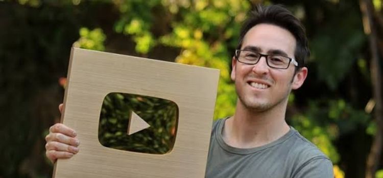 golden Play button