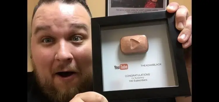 minimum number of subscribers required to receive a bronze play button